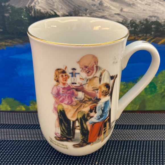 Vintage OFFICIAL Norman Rockwell Collectable Mugs (4 set) - Picture 5 of 14
